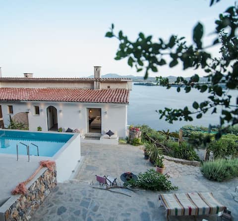 Pelagos Luxury Suites, "Ammos", Ano Pyrgi, Corfù