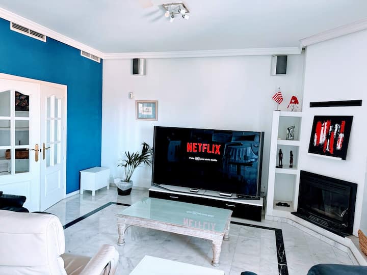 House With Sea Views And Swimming Pool - Fuengirola