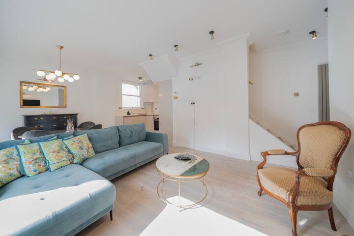 Bright, modern and spacious apartment gallery image 2