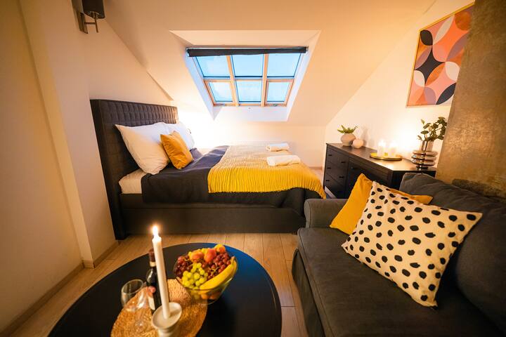 4BR+2Bath Central Family Penthouse gallery image 5