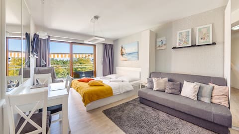 ul. Hryniewieckiego 7, Apartment 57 Sun&Snow