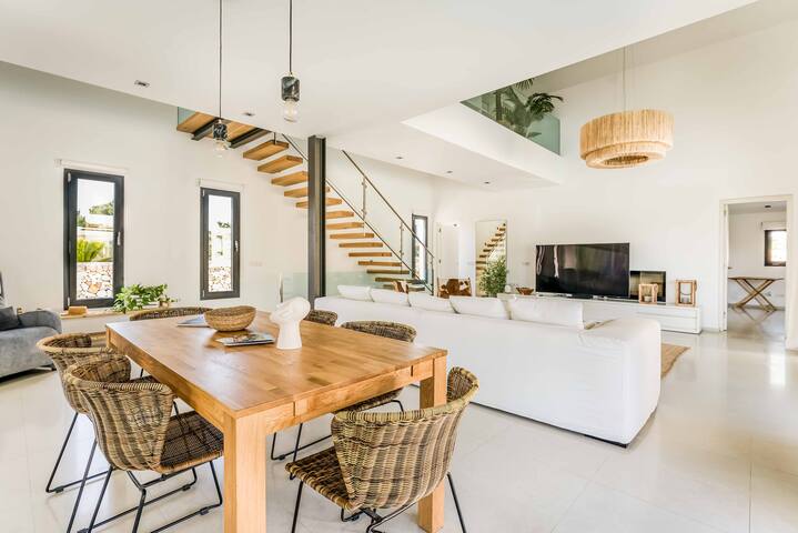 Modern villa with swimming pool,Sa Caleta, Menorca gallery image 4