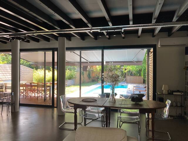 Echoppe bordelaise d’architecte avec piscine