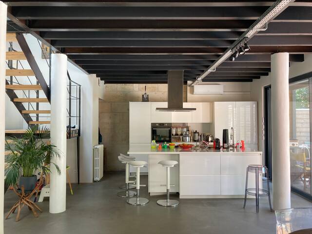 Echoppe bordelaise d’architecte avec piscine gallery image 5