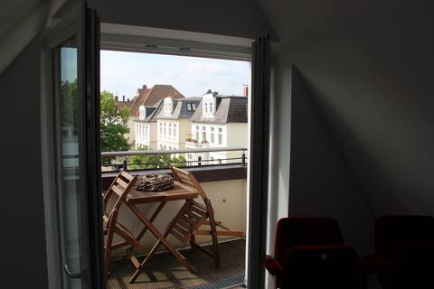 Beliebte Airbnb-Anzeige: "Swallow's Nest" - Balcony - Close to the city center - Bicycle in Oldenburg (Oldb)
