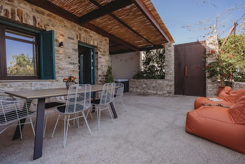 LEFKARA LUXURY HOUSES - Outdoor Jacuzzi