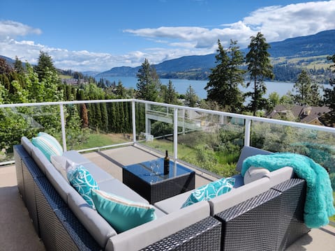 Lake Time 🌊 2 Bed+Den, Your Home Away From Home!