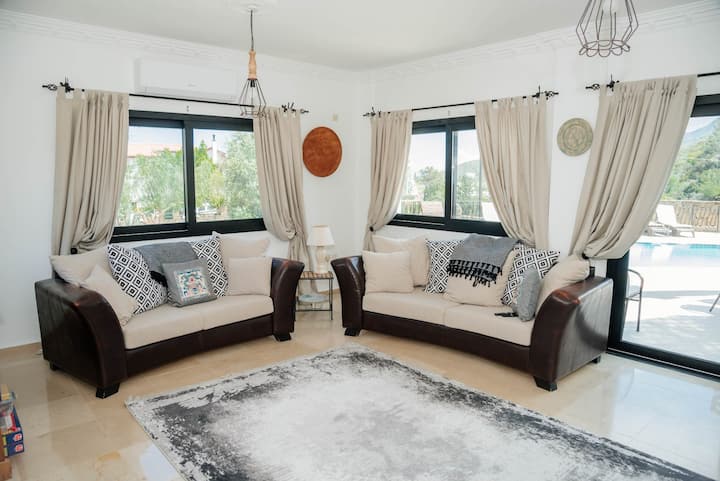 Luxury 4 Bedroom/ 3 Bath Villa With Excellent View - Cyprus