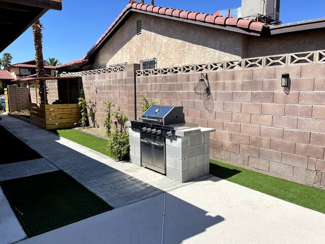 Peaceful Pool in 4BR w/ BBQ, Patio, and Near Strip gallery image 5