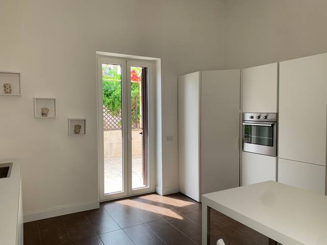 Incantevole Villa con piscina gallery image 5