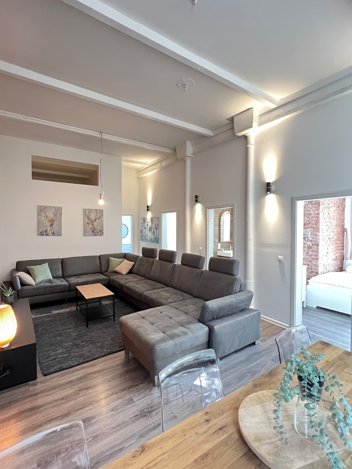 Successful Airbnb property: Luxury city apartment in Hanover in Mitte