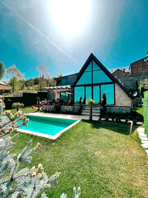 Sapanca Dört Mevsim Resort
With Heated Pool