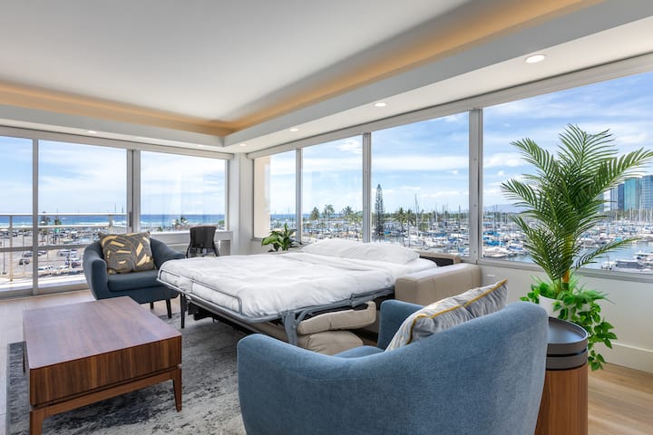 Ocean Views At The Ilikai: 2 Bd, Free Parking, Ac - Honolulu