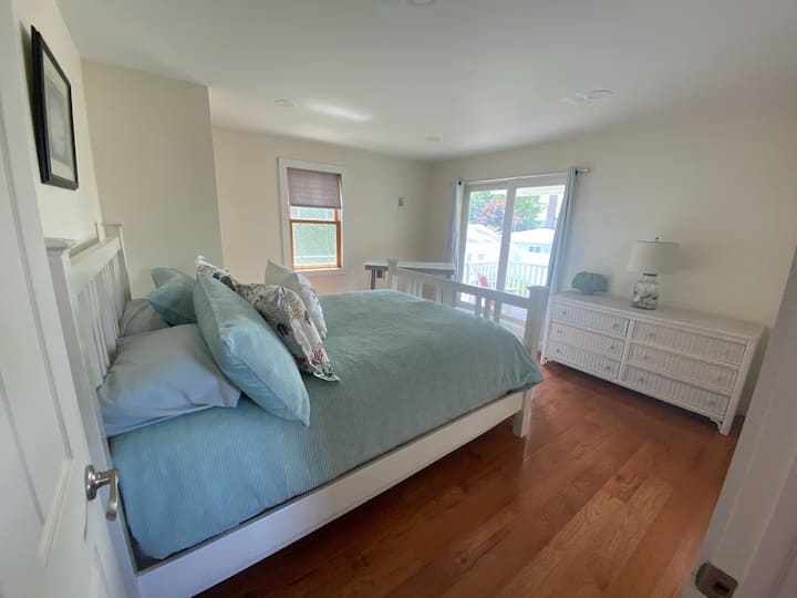 Hoofdslaapkamer met achterdek