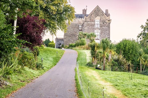 Ballea Castle, County Cork, Ireland