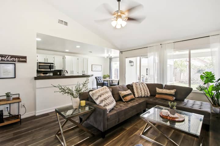 Entire Spacious Modern Farmhouse 4bedroom/2bath - Yuba City, CA