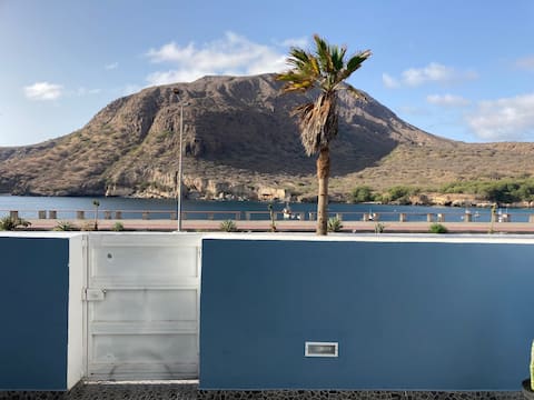 A Uniquely Peaceful 4 Bedroom Beach House.