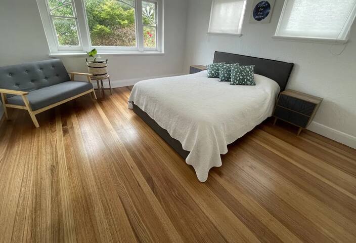 Heritage Charm in the heart of Bentleigh