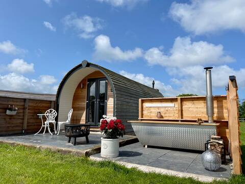 Rhuddlan luxury glamping with wood fired hot tub