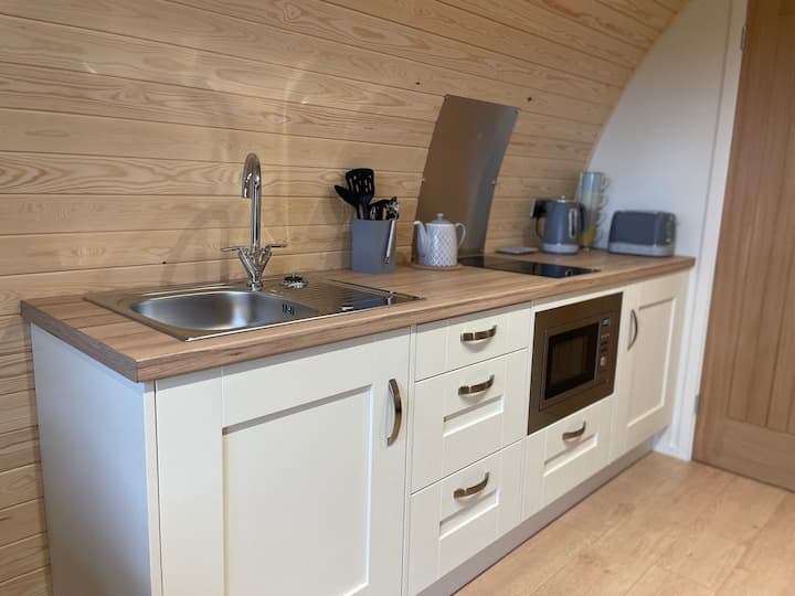 Orchard Cottage Glamping pods photo 5