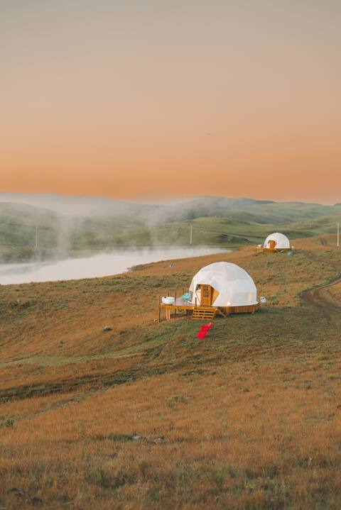Atmosphera Glamping / Lua