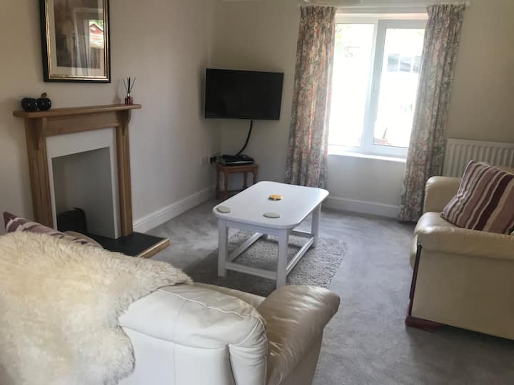 Semi Detached, 3 Bedroomed, Pretty House. - Hay-on-Wye