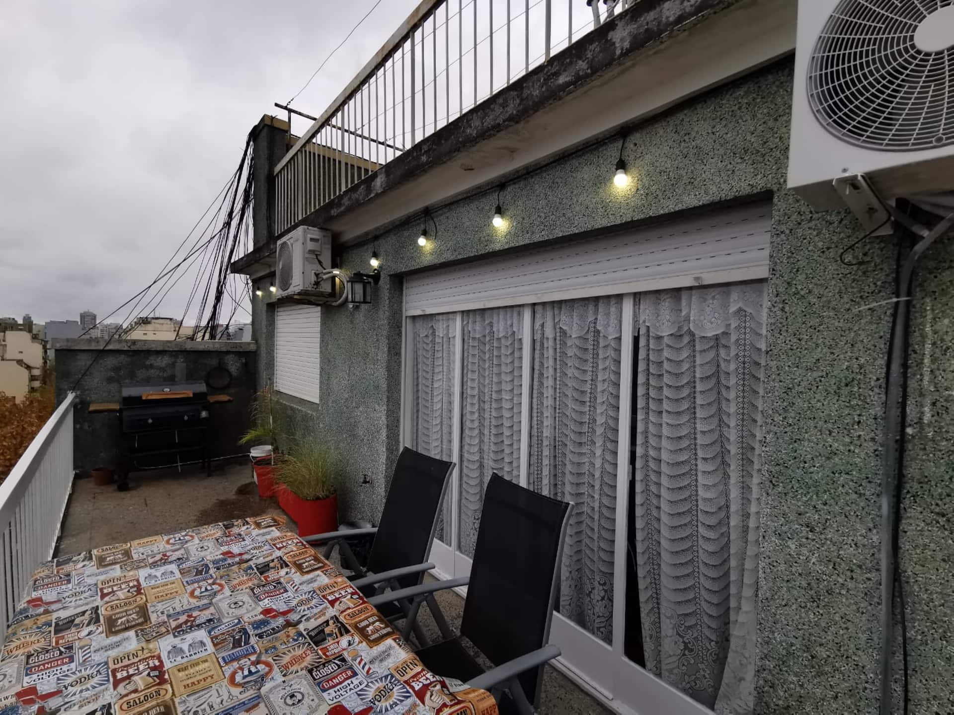 One-bedroom apartment in Flores with balcony terrace and grill
