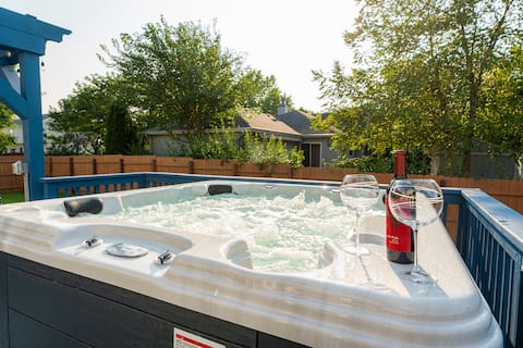 Naperville-Bolingbrook, Hot Tub, 10 beds, Jacuzzi