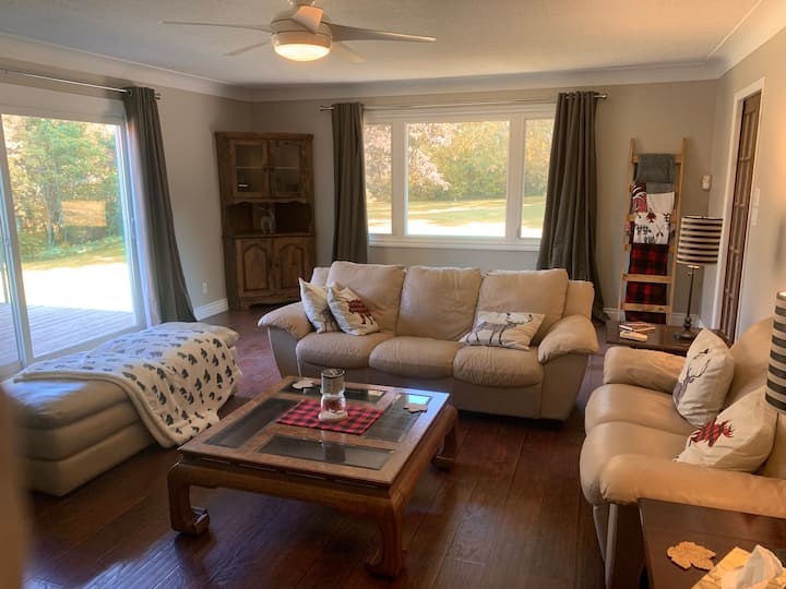 Cozy Country House - River Ridge Cottage - 京斯敦