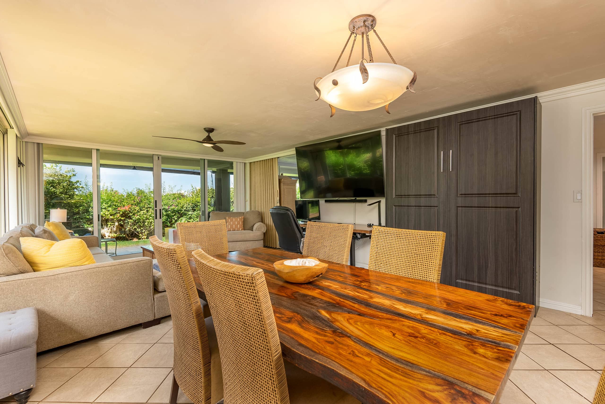Resort in Lahaina · ★4.8 · 3 bedrooms · 4 beds · 2 private baths - Image 22