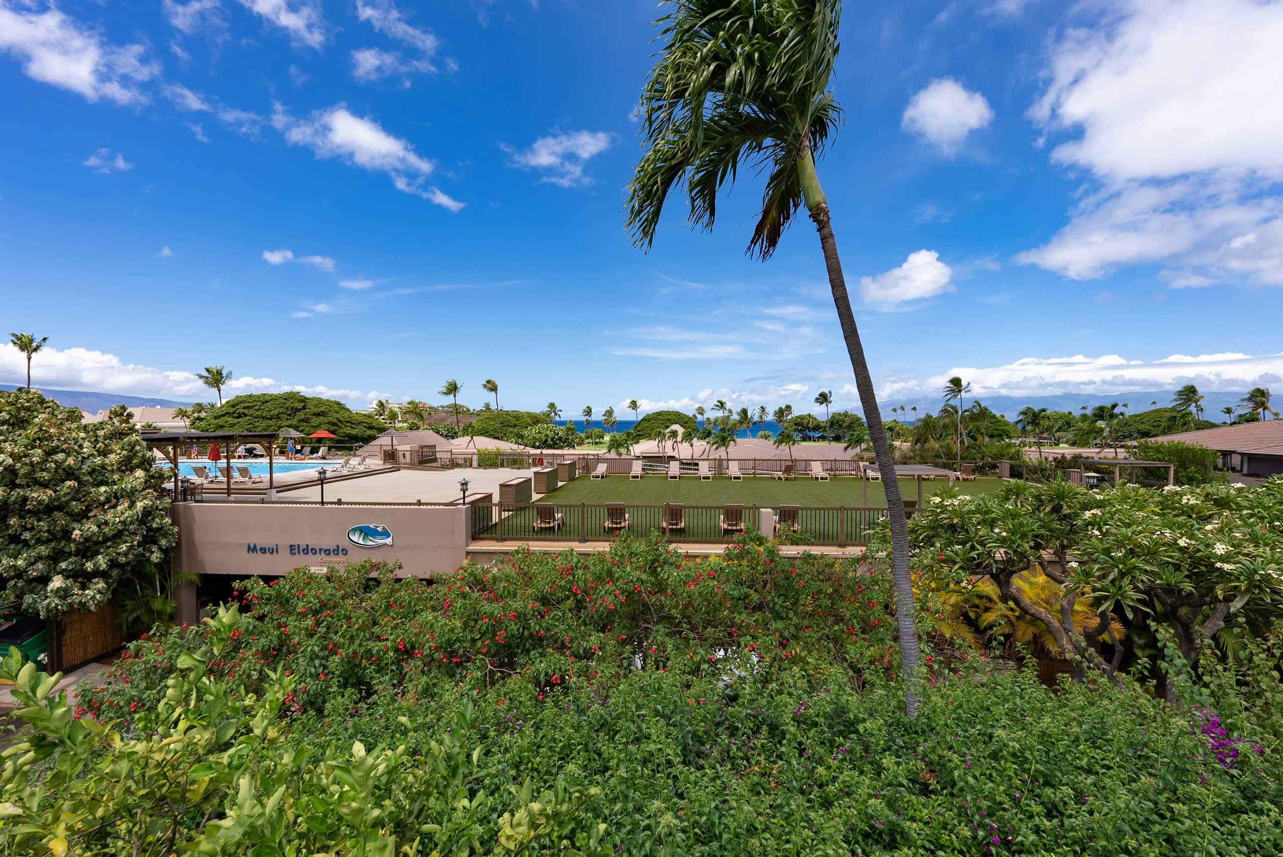 Resort in Lahaina · ★4.8 · 3 bedrooms · 4 beds · 2 private baths - Image 35