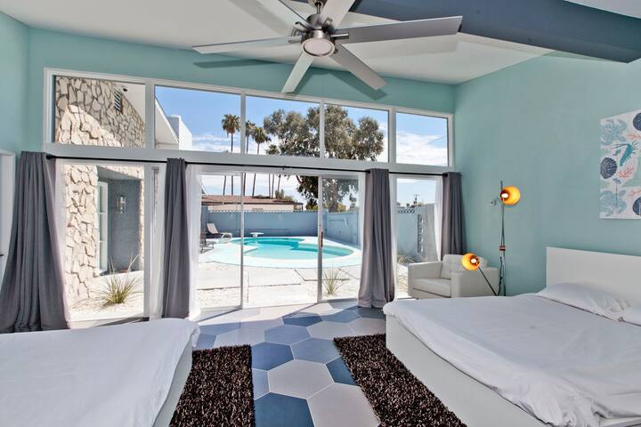 4bd Mid-Century Modern Gem w/Pool!5 mins to Strip! gallery image 2
