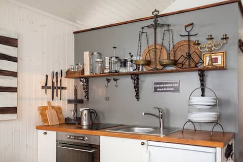 Romantic cottage for two persons.