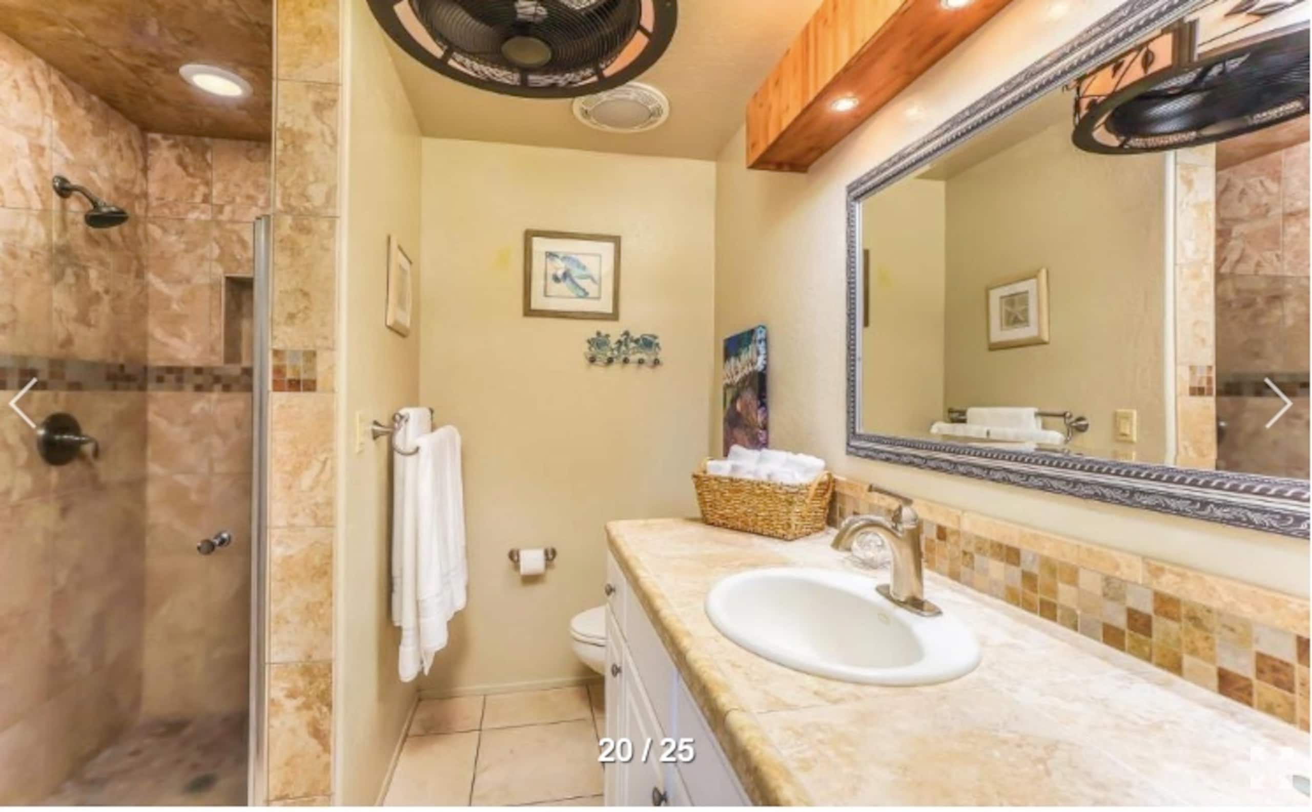 Condo in Kailua-Kona · ★4.71 · 1 bedroom · 2 beds · 1 private bath - Image 10