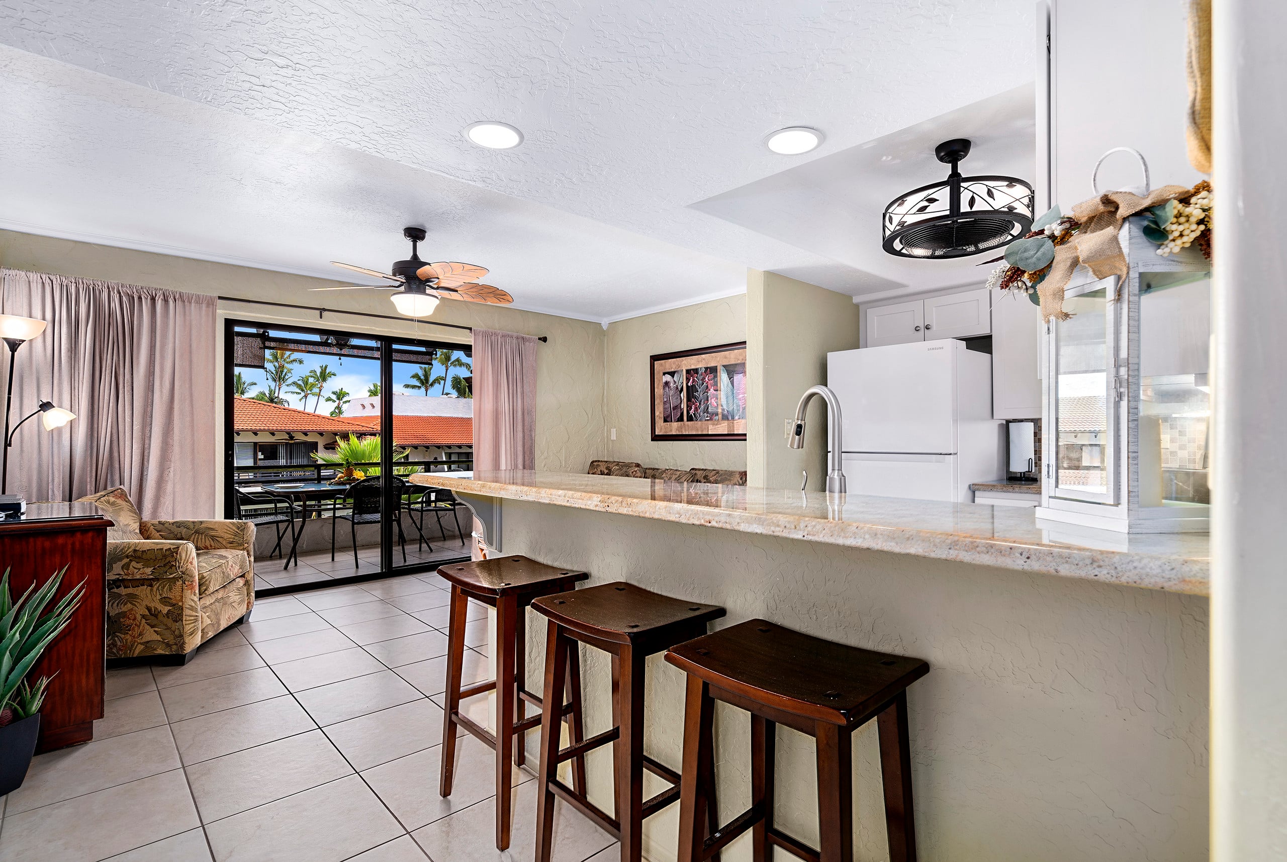 Condo in Kailua-Kona · ★4.71 · 1 bedroom · 2 beds · 1 private bath - Image 23