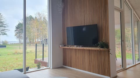 Popular Airbnb listing: The Lundø summer house with water view in Skive