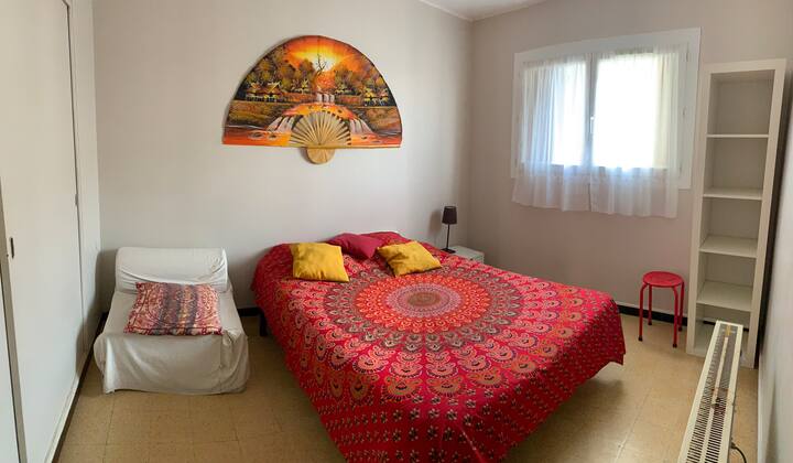 Cama supletoria para una séptima persona que, por otro lado, coincidiría con un niño 