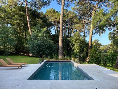Villa with pool on the edge of Hossegor Golf