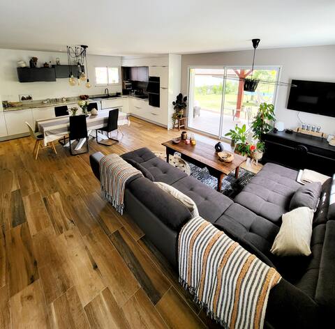 Cozy house 5 minutes to the beach