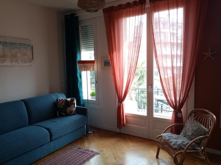 Juan-les-pins : Charmant Studio Proche De La Mer - Antibes