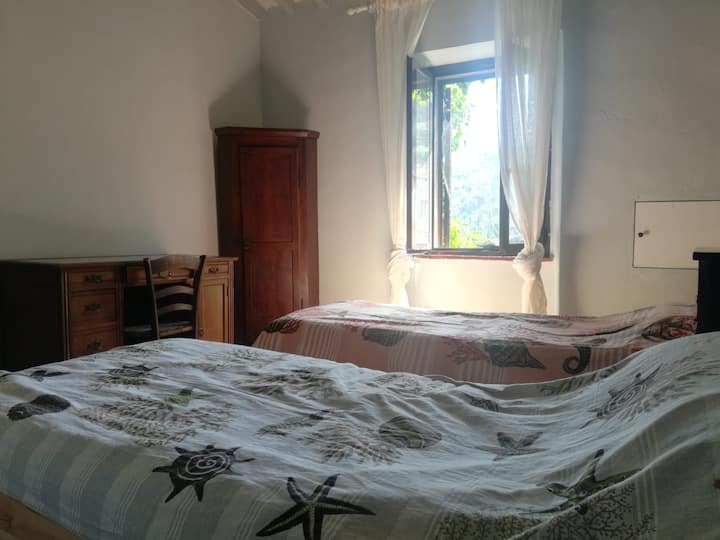 Dhomë gjumi 2