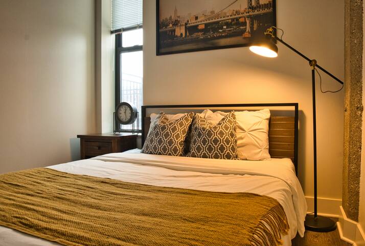 Luxury 3BR Suite w/Patio, Skyline Near McCormick gallery image 4