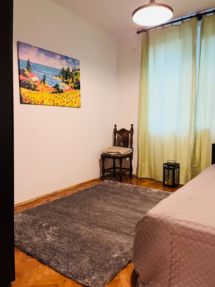 Dhomë gjumi 2