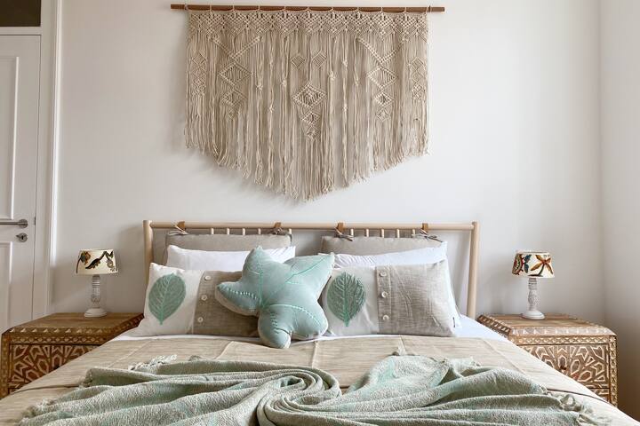 Boho by the Beach in Historic Old Town gallery image 5