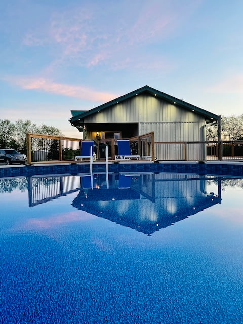 Harmony villa. Pool, H/Tub, Sauna, BM& V/B