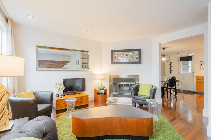 Charming Downtown Montreal