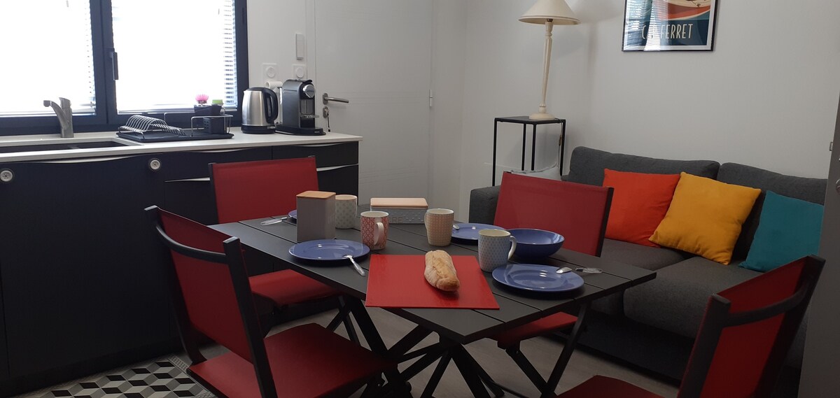 Annonce Airbnb populaire: Andernos-les-Bains, new 2-room apartment, beach, port a stone's throw away à Andernos Les Bains