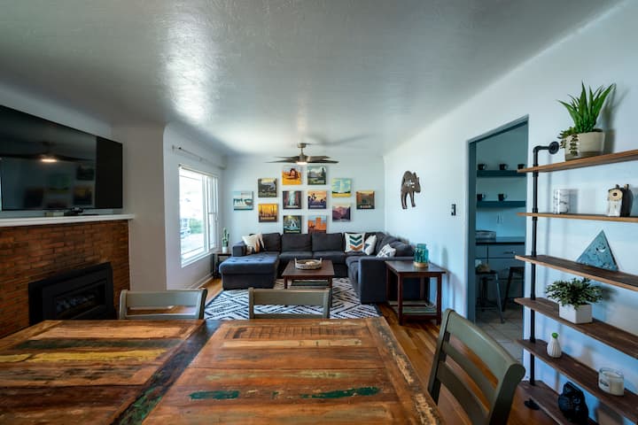 Nm True  3bed + Game Room- Central Unm / Nob Hill - New Mexico