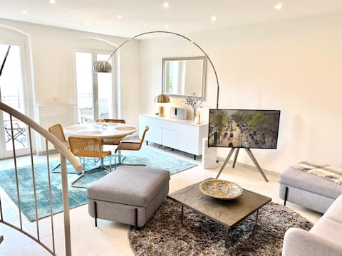 Top Airbnb: Stunning duplex in the real heart of Mitte/P-Berg in Mitte