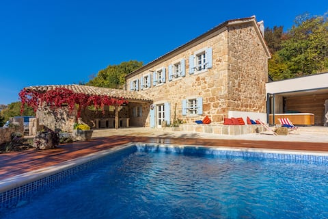 Villa Bell Aria - Charming Villa in a Green Oasis